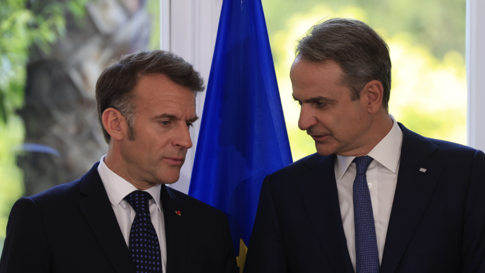 Διεθνή ΜΜΕ: Ενέργεια, άμυνα και αποπληρωμή χρεών - Σε ποια θέματα εστίασαν Μητσοτάκης και Μακρόν